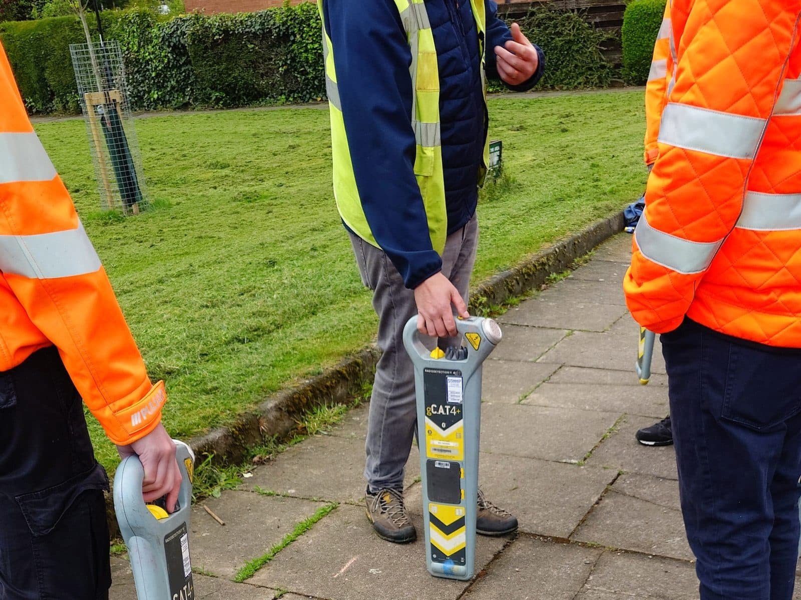 Excavation near buried utility services
